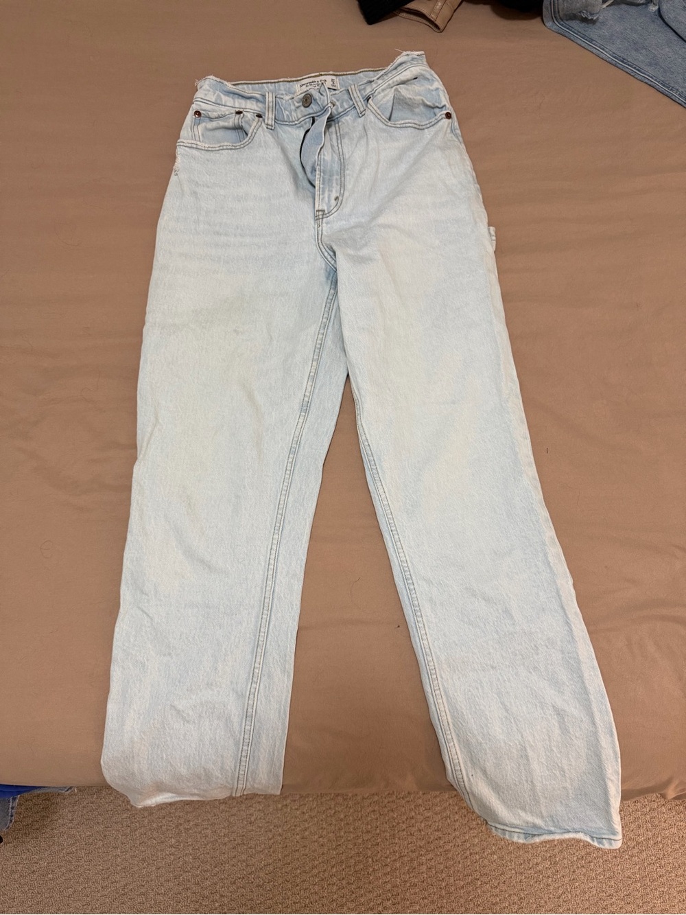 Abercrombie & Fitch 90s Ultra High Rise Light Blue Painter Curve Love Jeans